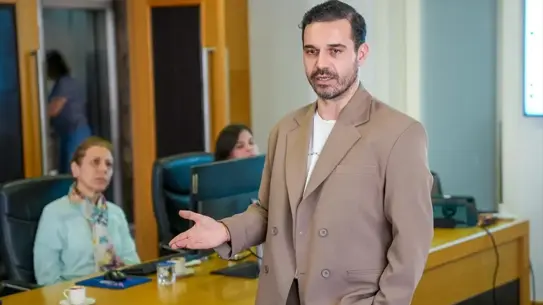 Fethiye'de Yapay Zeka Atölyesi: İş Dünyasına Dijital Dönüşüm Katkısı