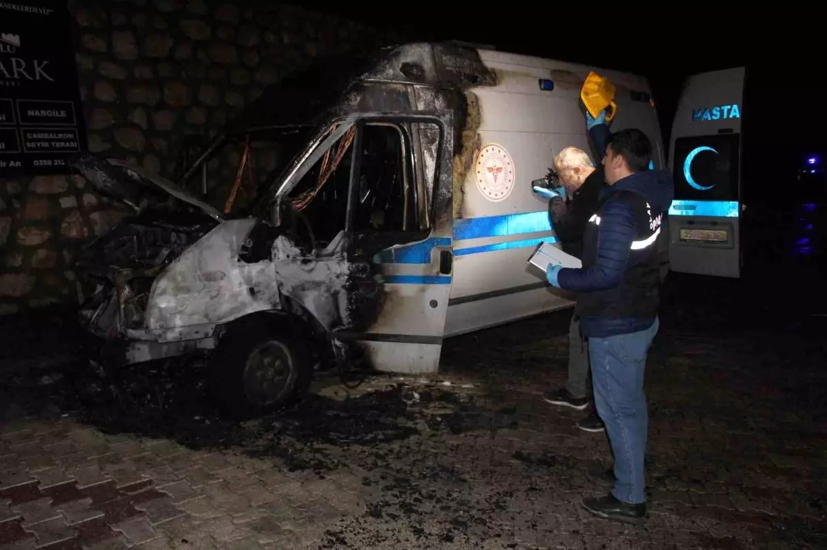 Amasya’da Ambulans Yangınına Hızlı Müdahale: Sürücü Hakan Yalçın’ın Kahramanlık Anı