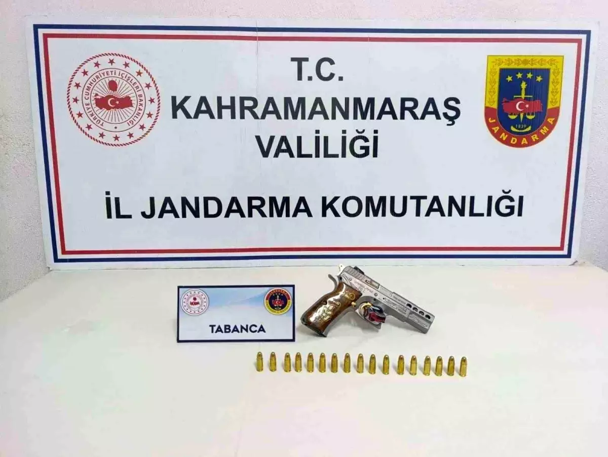 Kahramanmaraş'ta jandarma ekipleri operasyon yürütürken