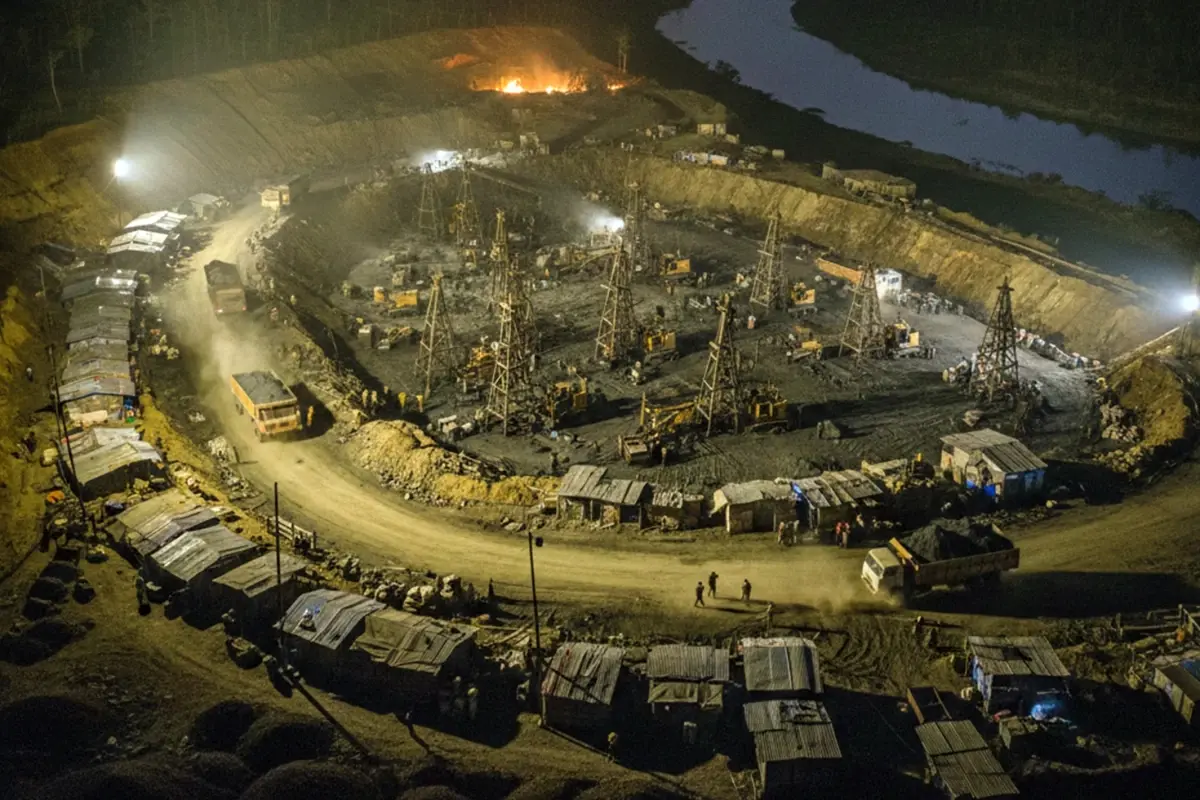 Nijerya Plateau'da yasa dışı madende karbonmonoksit felaketi: 37 madenci hayatını kaybetti