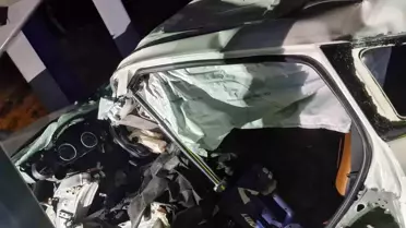 Kaza sonrası araç enkazı