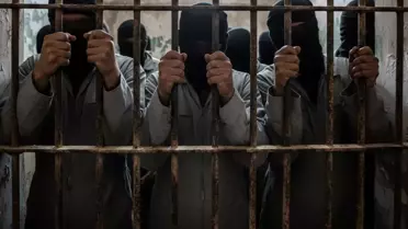 Suriye'de El Hol Kampı'nda Yüzlerce DEAŞ Üyesi ve Aileleri Kaçtı