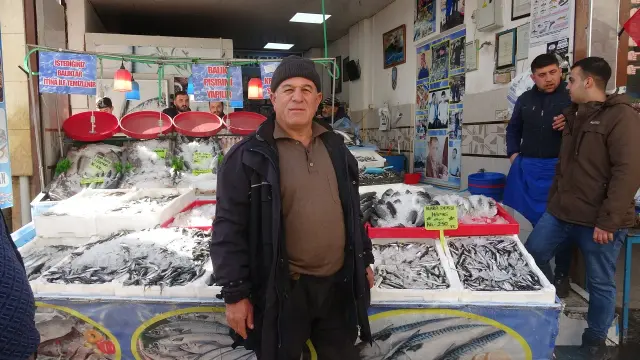 Hamsi tezgahında kalabalık