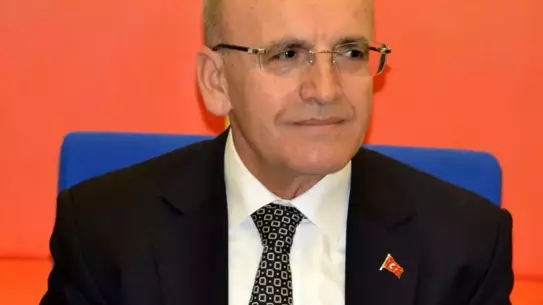 Bakan Şimşek'ten Ersoy'un Ücret Dengesizliği Önergesine Yeni Düzenleme Çalışması