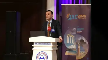 Türkiye Uzay Ajansı 2027'de Ay'a İniş Hedefini Açıklıyor