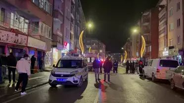 Olay yerindeki polis ekipleri