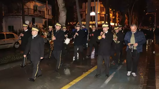 Fener alayı fotoğrafı