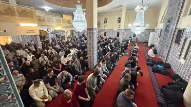 İsveç’te Ramazan Coşkusu: İlk Teravih Namazı ve Birlikte Dua