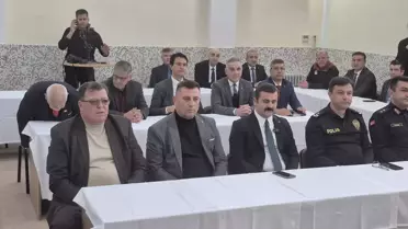 Etkinlikte hazırlanan iftar sofraları