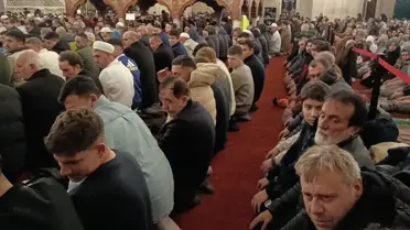 Selimiye Camisi'nde 4 Yıllık Aradan Sonra İlk Teravih Namazı Coşkuyla Kutlandı