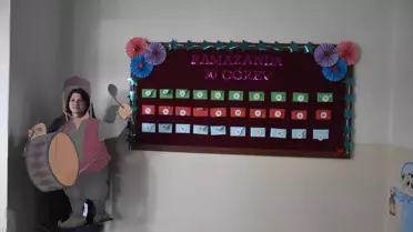 Öğrencilerin hazırladığı Ramazan süslemeleri