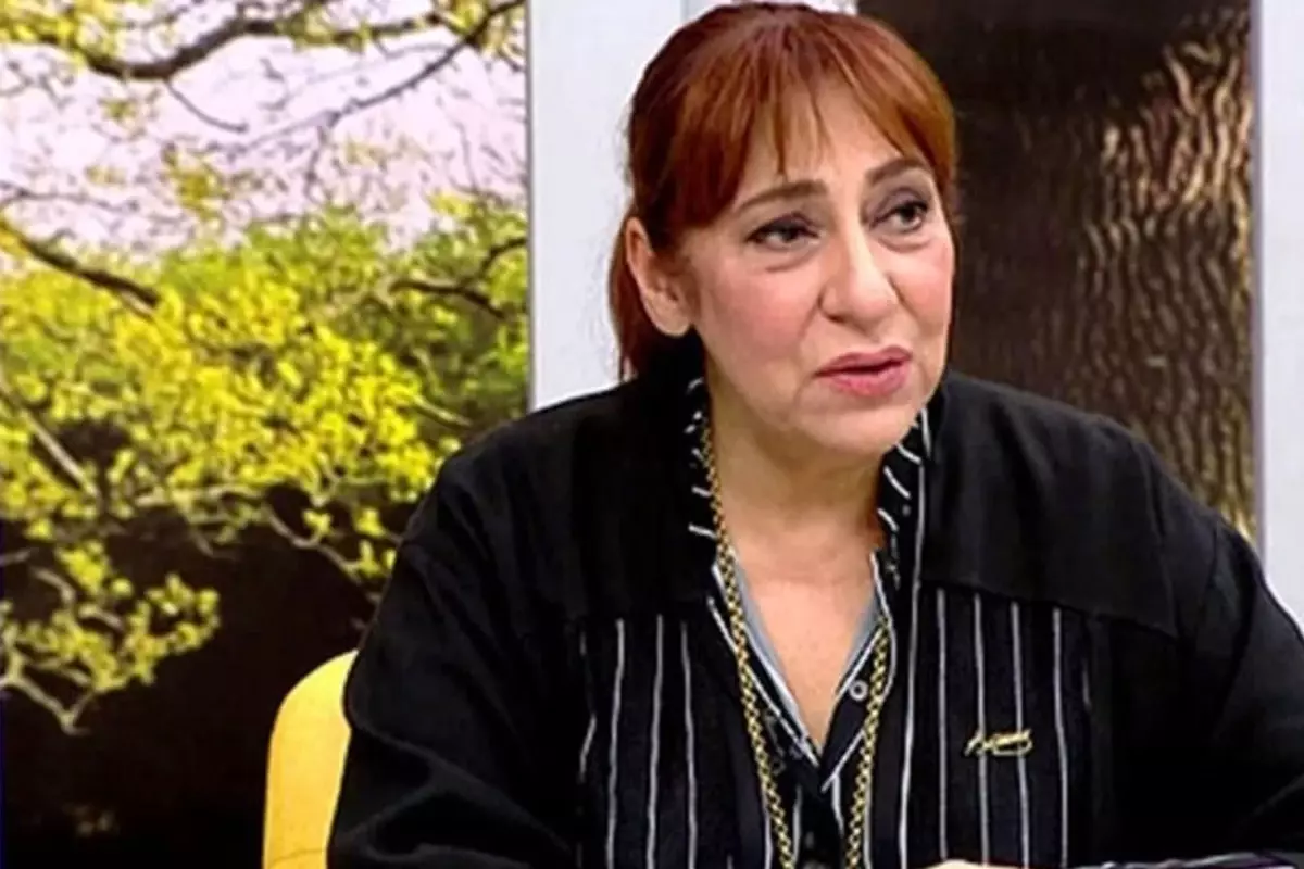 Melek Baykal Akasya Durağı