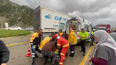 Fethiye'de Otomobil İstinat Duvarına Çarptı: 71 Yaşındaki Kadın Hayatını Kaybetti