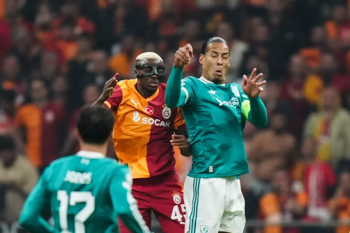 Osimhen, Van Dijk'ın Galatasaray Taraftarına Yönelik Sözlerini Açıklıyor