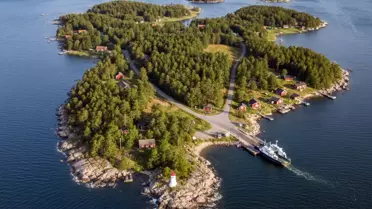 İsveç, Milyarder Olmayanlara 1 Yıllık Ada Hediye Edecek!