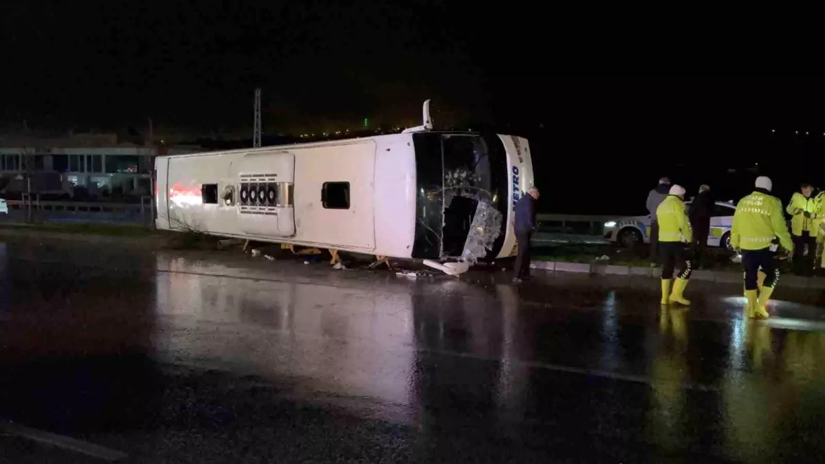 Samsun’da devrilen otobüsün görüntüsü
