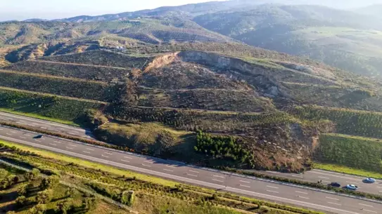 Manisa'da Heyelan: İstanbul-İzmir Otoyolu'nda Trafik Kontrol Altında