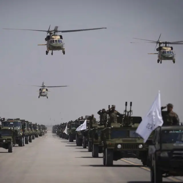 Taliban'ın ele geçirdiği askeri araçlar