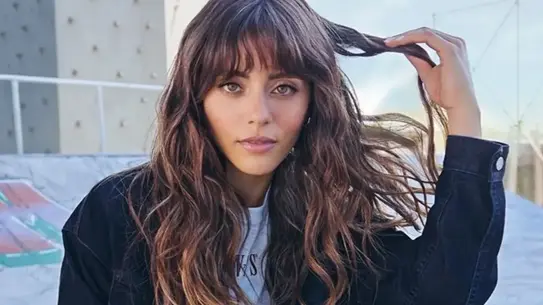 Sıla Türkoğlu'nun Diş Macunu Reklamı: 15 Milyon TL Kazanç ve 8 Saatlik Çekim Detayları