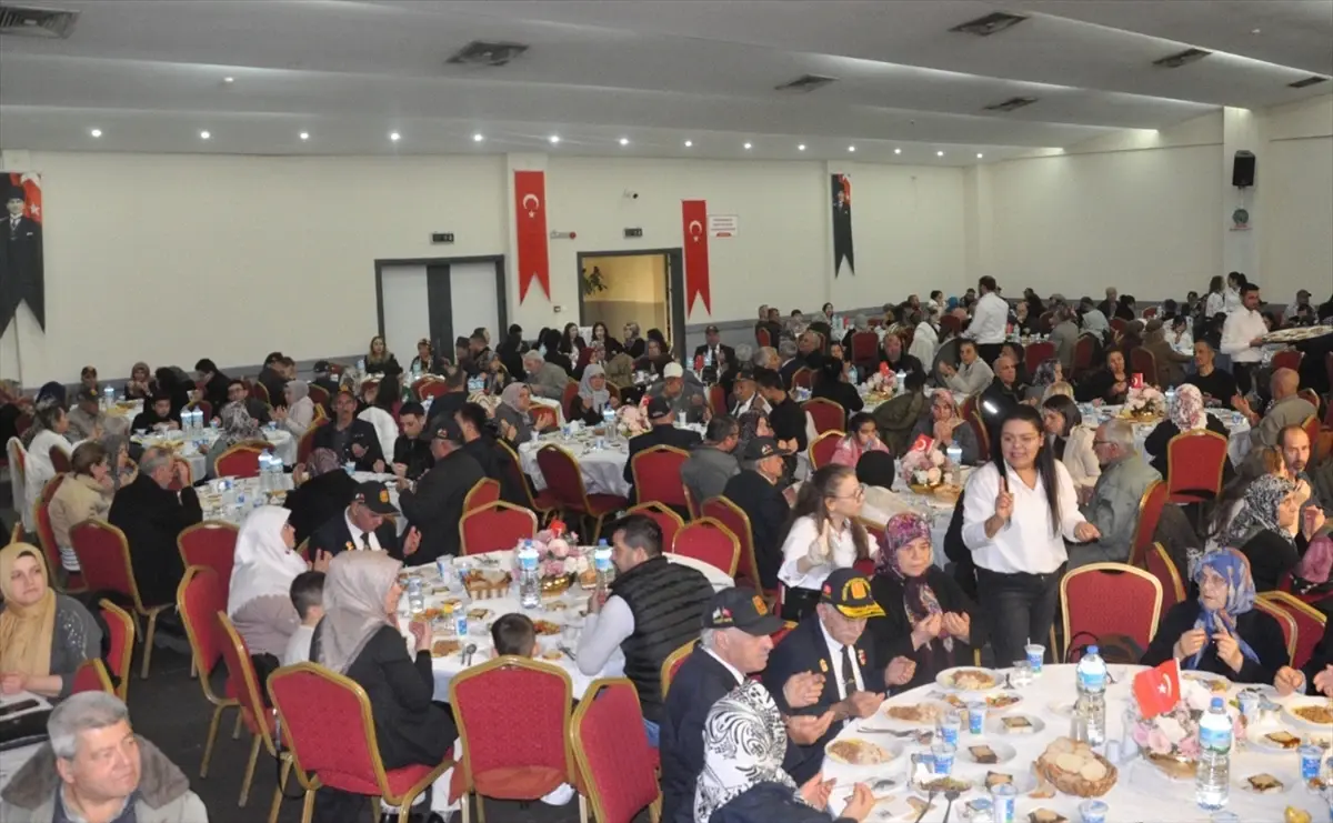 Ödemiş’te iftar programı