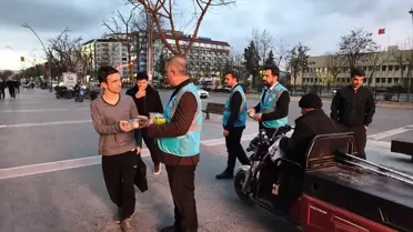 Batman’da Ramazan İftarı İçin AK Parti’den Kumanya Dağıtımı