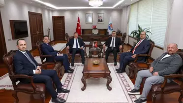 KKTC Başbakanı Ünal Üstel, Mersin Valisi Atilla Toros’u Ziyaret Etti