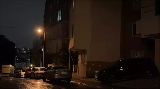 Kocaeli'de Emekli Polis, Tartışma Sonrası Silahlı Saldırıyla Yaralandı