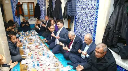 TİKA, Bakü’de Ramazan İftarını Türkiye‑Azerbaycan Dostluğuna Dönüştürdü