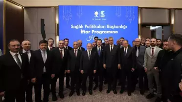 AK Parti Genel Merkezi'nde Sağlık Çalışanları Ramazan İftarında Buluştu