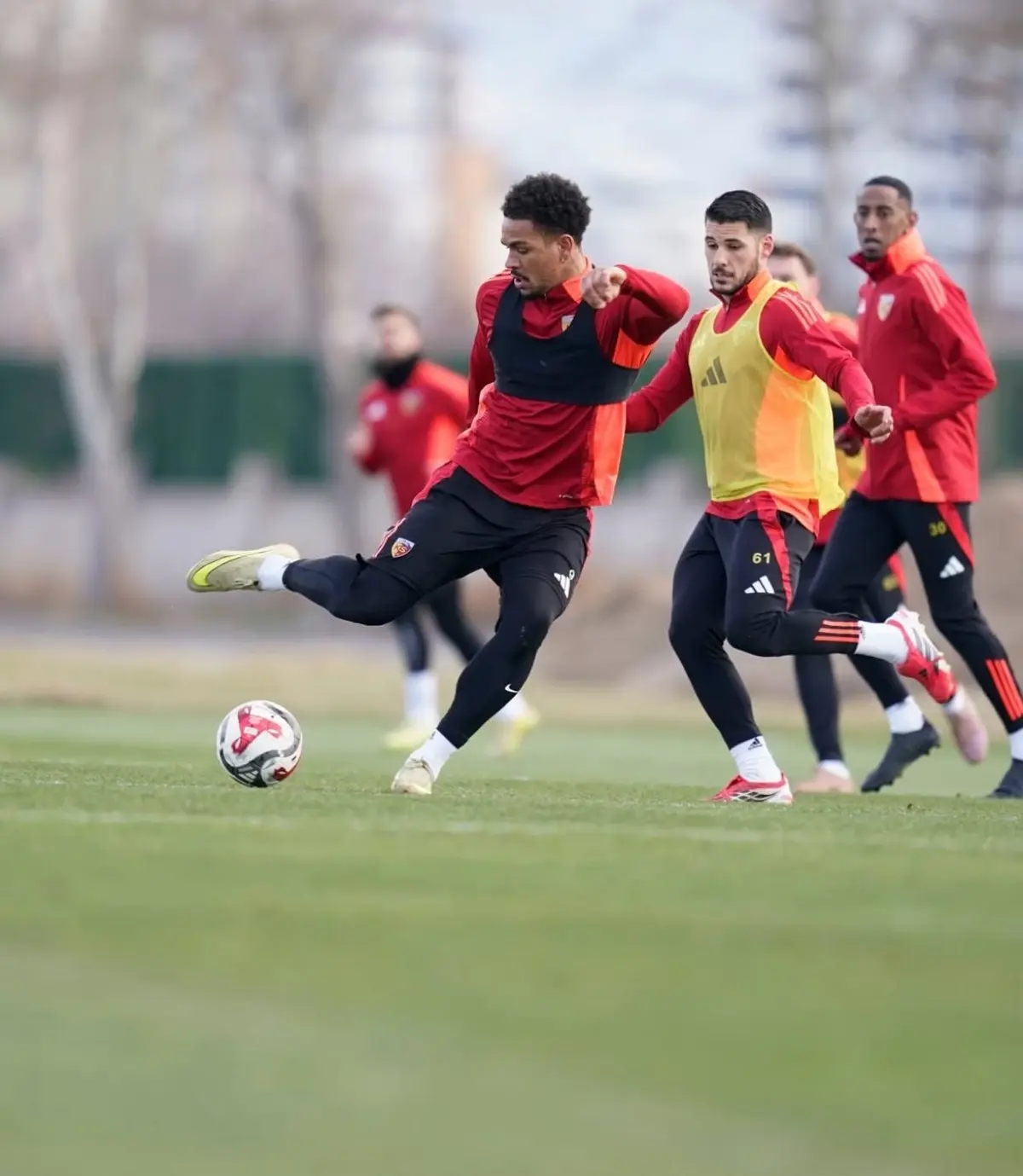 Kayserispor, Antalyaspor Maçına Hazırlık Antrenmanlarını Hızlandırıyor