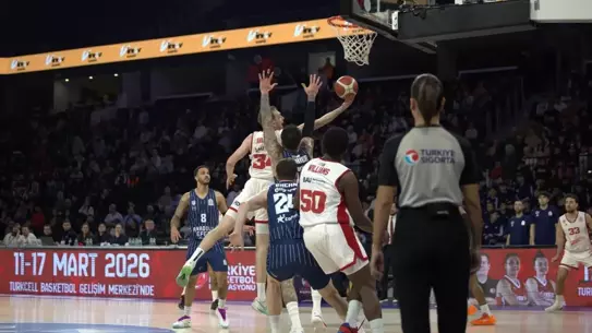Anadolu Efes, Türkiye Kupası Çeyrek Finalinde 88-67 Galip Geldi
