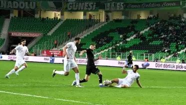 Pendikspor, Sakaryaspor'u 2-0 Mağlup Ederek 26. Hafta'da Galibiyete Koştu