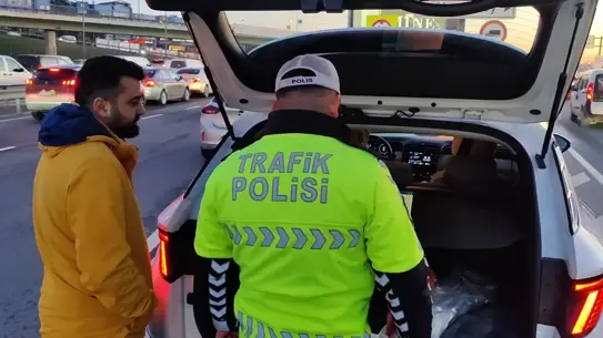 Zeytinburnu’nda Dronlarla Gerçek Zamanlı Trafik Denetimi: 37 Sürücüye 46 Bin Lira Ceza