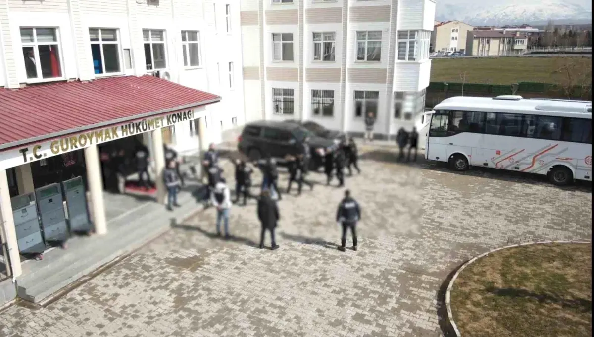 Bitlis’te Polis Operasyonu: 7 Kişi Tefecilik Suçundan Tutuklandı, 22 Gözaltı