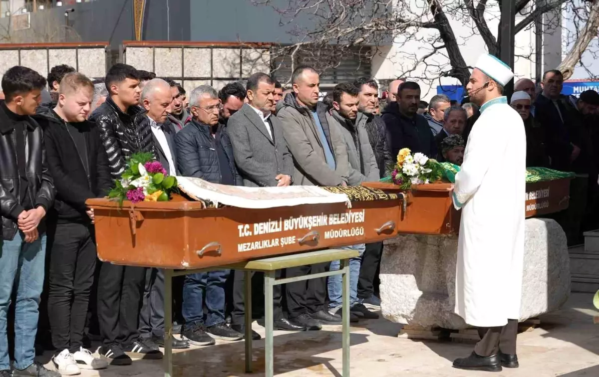Denizli'nin Tavas İlçesinde Yaşanan Trajik Kaza Sonrası Baba-Oğul Defnedildi