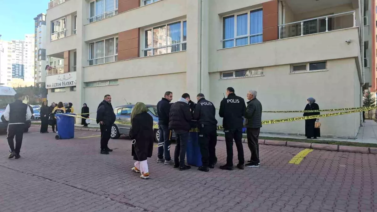 Kayseri Talas’ta 70 Yaşındaki Adamın Araçta Ölümü: Anjiyo Sonrası Şok Gelişme