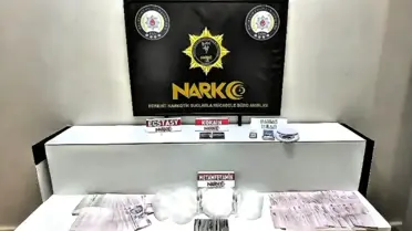 Operasyon sırasında ele geçirilen uyuşturucu maddeler