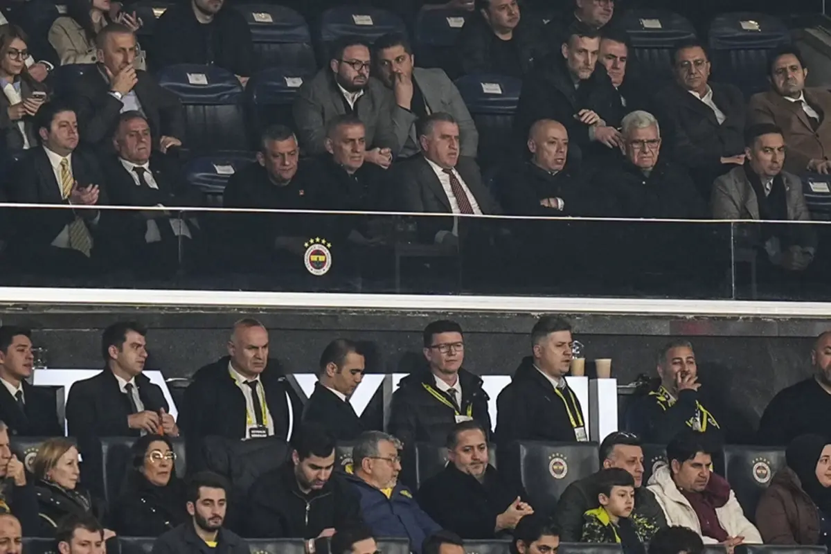 Fenerbahçe 3-0 mağlup: Özgür Özel’in 4-1 tahmini maç sonrası sosyal medyada konuşuldu
