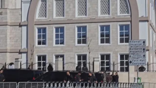 Camii içindeki yeni mimari detaylar