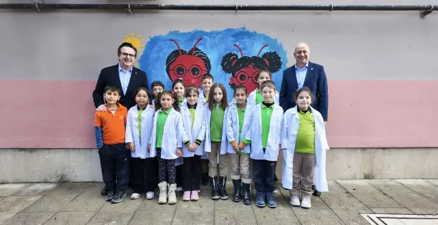 Ateşböceği öğrenim biriminde eğitim faaliyetleri