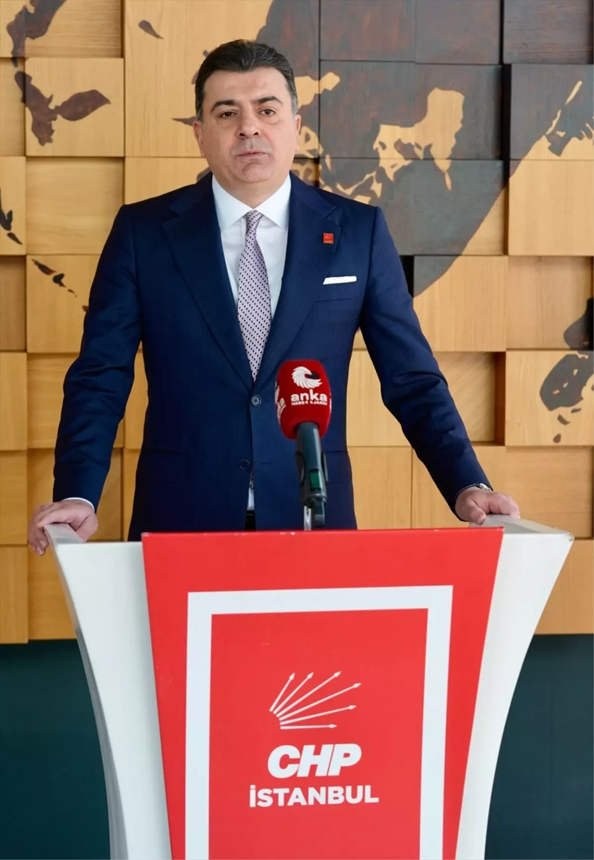 İmamoğlu'nun Casusluk Dava Süreci: CHP Sözcüsü Emre'den Eleştiriler