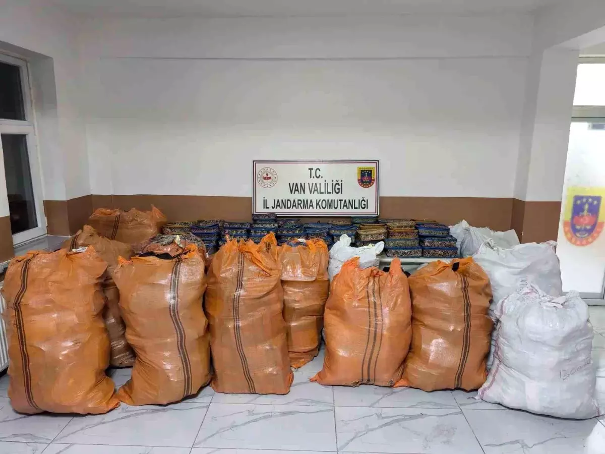Van’ın Başkale İlçesinde 4.8 Milyon TL’lik Gümrük Kaçağı Ele Geçirildi