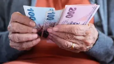 Emekli Bayram İkramiyesi Üzerine Üç Farklı Öneri: Hangisi Gerçekçi?