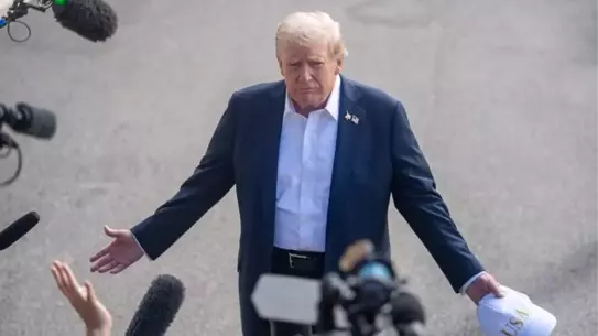 Trump, Venezuela'dan 50 Milyon Varil Petrol Alımını Resmen Duyurdu