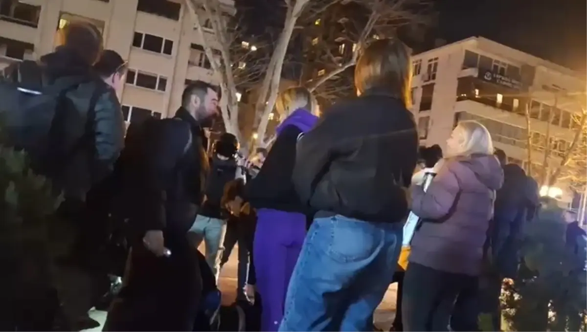 Kadıköy'de Üzücü Trafik Kazası: Yaya Hayatını Kaybetti