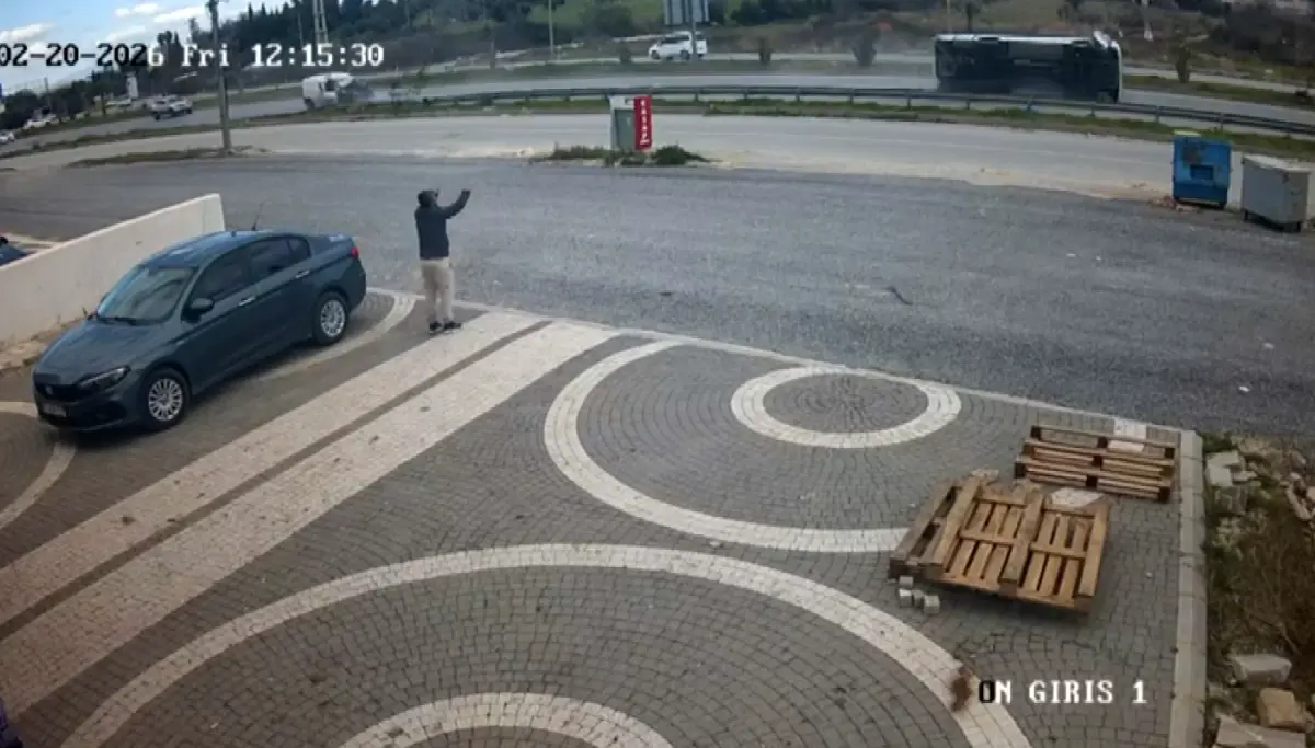 Manavgat'ta Midibüs Kazası: 7 Yaralı, Hayati Tehlike