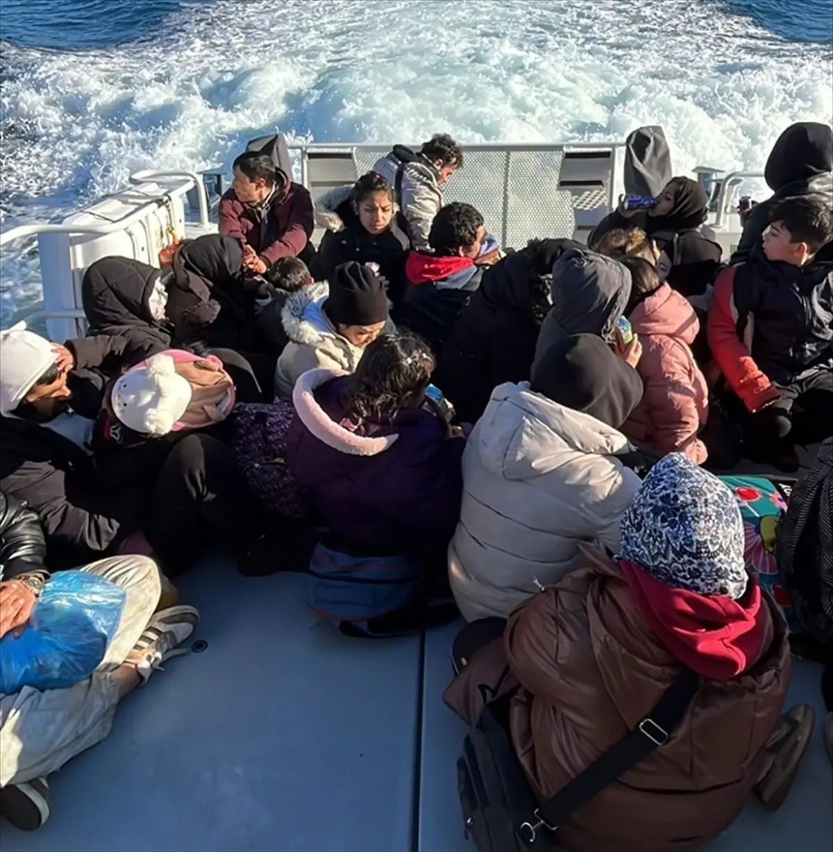 Milas Sahilinde 44 Düzensiz Göçmen Kurtarıldı: Operasyon Detayları