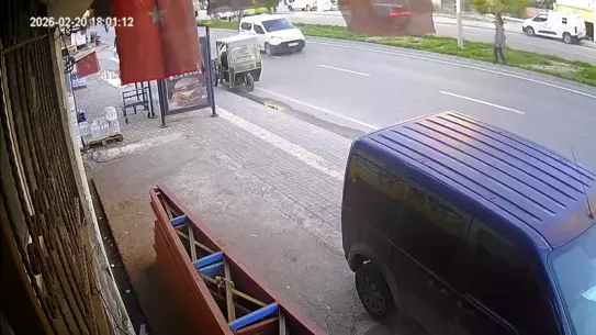 Motosiklet çarpması sonrası olay yeri