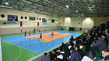 Manisa Demirci'de Rahmi Kerem İçin Düzenlenen Futsal Turnuvası DMD Tedavisine Destek Sağladı