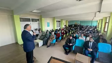 Hakkari Müftüsü Okuş'tan Öğrencilere Başarı ve Dikkat Tavsiyeleri